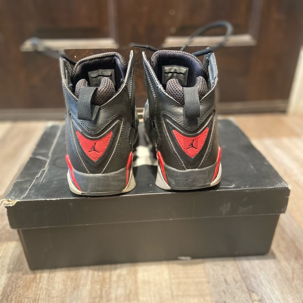 Jordan True Flight (Black Gym Red) - Picture 6 of 8